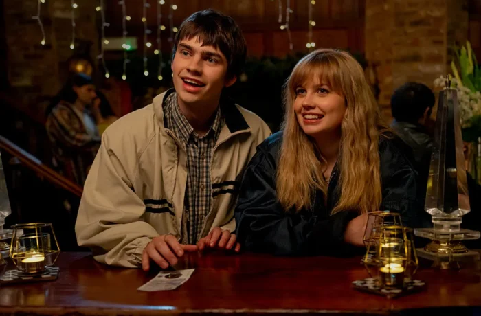 The lead couple from FINDING EMILY